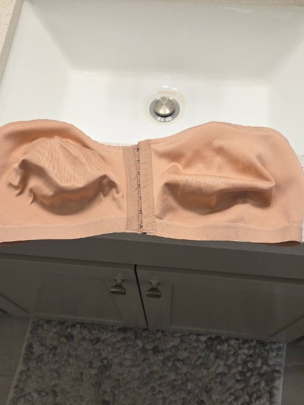 SHEIN Nude Strapless Bandeau Bra